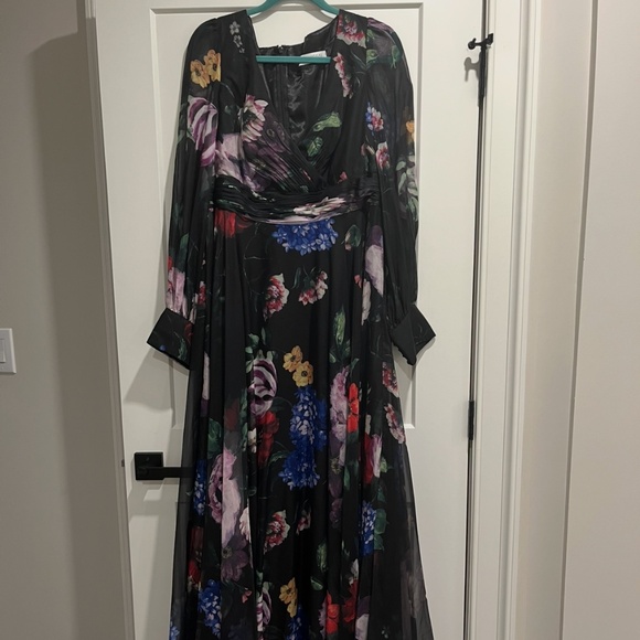 Mac Duggal Black Floral Print Chiffon Long Sleeve Maxi Dress - Picture 9 of 9